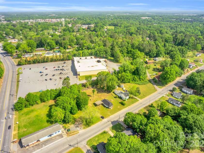 319 Hetty Hill Street, Gaffney, SC 29340.  MLS# CAR4248374, YatesRealty ID 7492. 