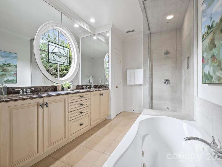 4020 Barclay Downs Drive, Charlotte, NC 28209.  MLS# CAR4249767, YatesRealty ID 7494. 