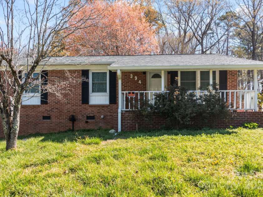394 Efird Street, Gastonia, NC 28054.  MLS# CAR4242731, YatesRealty ID 7495. 