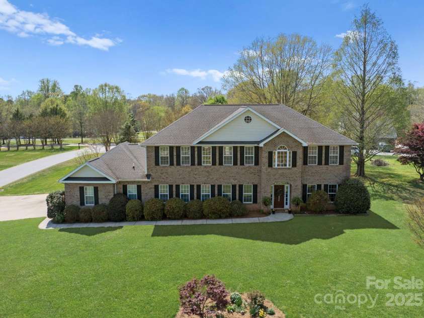 1052 Perth Road, Troutman, NC 28166.  MLS# CAR4246021, YatesRealty ID 7498. 