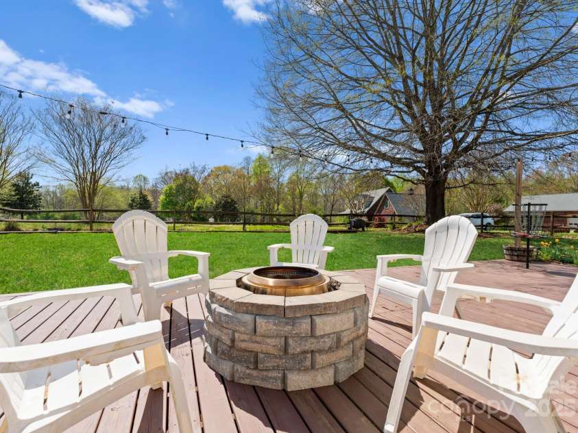 1052 Perth Road, Troutman, NC 28166.  MLS# CAR4246021, YatesRealty ID 7498. 