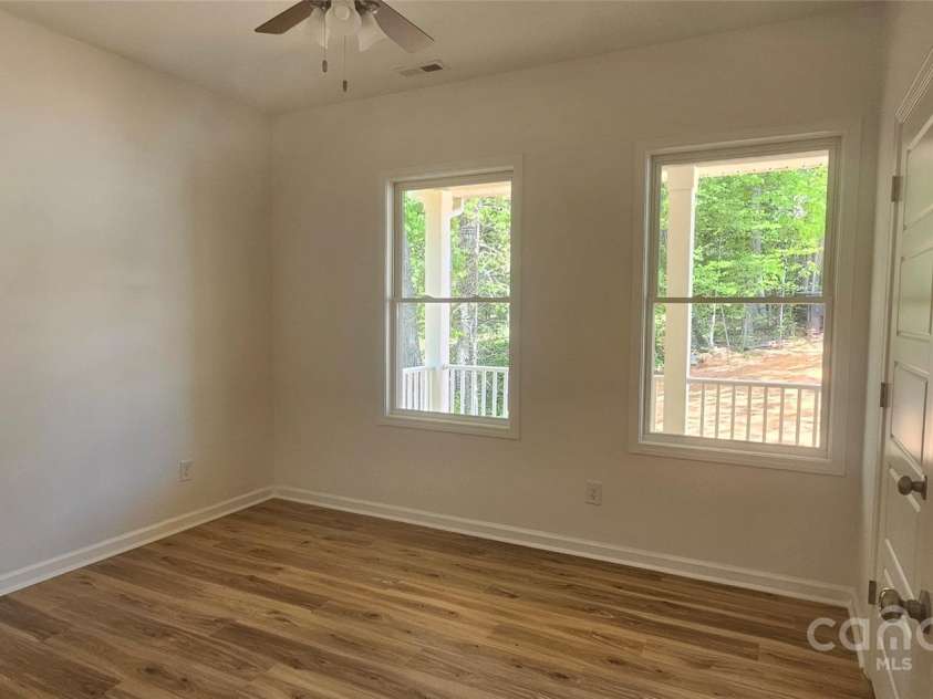 532 Robinhood Road, Maiden, NC 28650.  MLS# CAR4249463, YatesRealty ID 7499. 