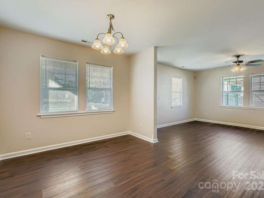 208 Lakewood Avenue, Charlotte, NC 28208.  MLS# CAR4283763, YatesRealty ID 75. 