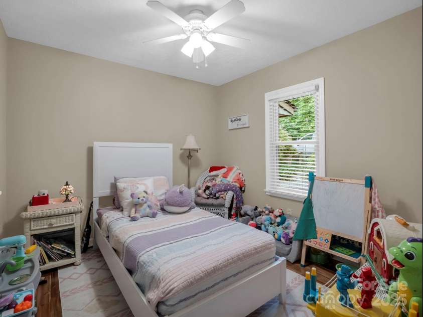 315 Thomas A Edison Road, Lake Lure, NC 28746.  MLS# CAR4287031, YatesRealty ID 750. 