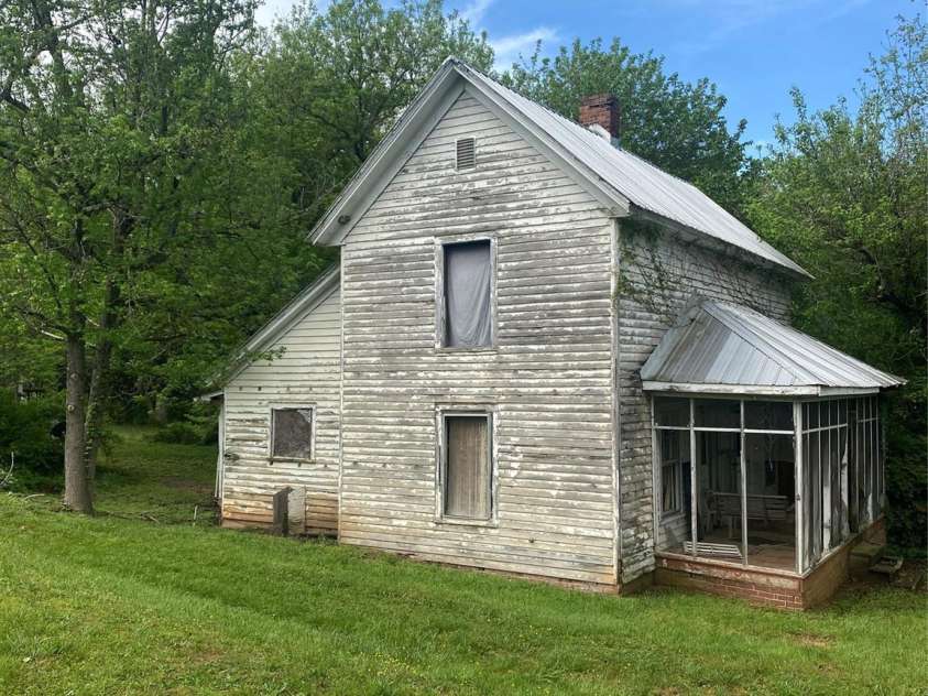 121 Blair Street, Bostic, NC 28018.  MLS# CAR4250413, YatesRealty ID 7500. 