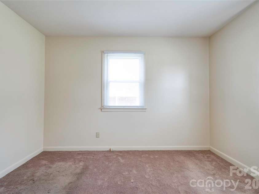 1904 Sulphur Springs Road, Shelby, NC 28152.  MLS# CAR4361748, YatesRealty ID 7501. Bedroom 1