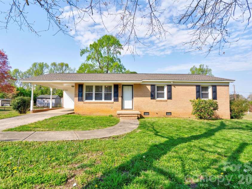 1904 Sulphur Springs Road, Shelby, NC 28152.  MLS# CAR4361748, YatesRealty ID 7501. Front