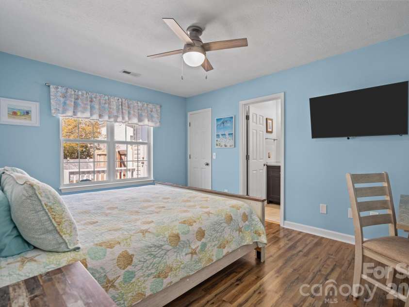 137 4th Street, Oak Island, NC 28465.  MLS# CAR4363767, YatesRealty ID 7502. 