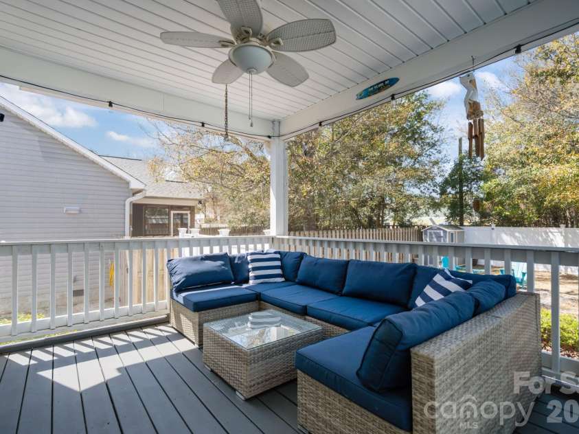 137 4th Street, Oak Island, NC 28465.  MLS# CAR4363767, YatesRealty ID 7502. 