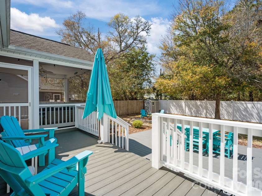 137 4th Street, Oak Island, NC 28465.  MLS# CAR4363767, YatesRealty ID 7502. 