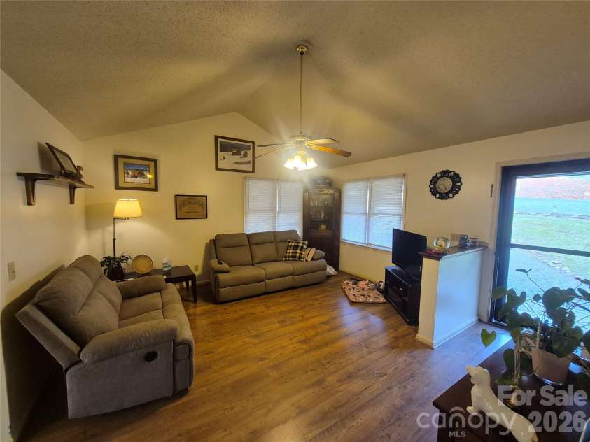 324 Pinecrest Circle, Troy, NC 27371.  MLS# CAR4363844, YatesRealty ID 7504. 