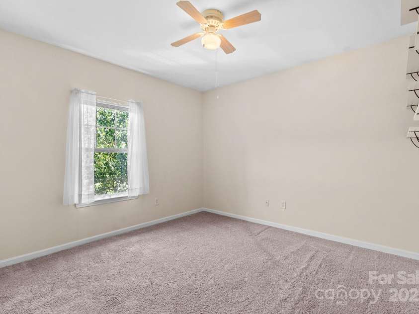 400 Vista Lake Drive, Candler, NC 28715.  MLS# CAR4222116, YatesRealty ID 7505. Bedroom #2