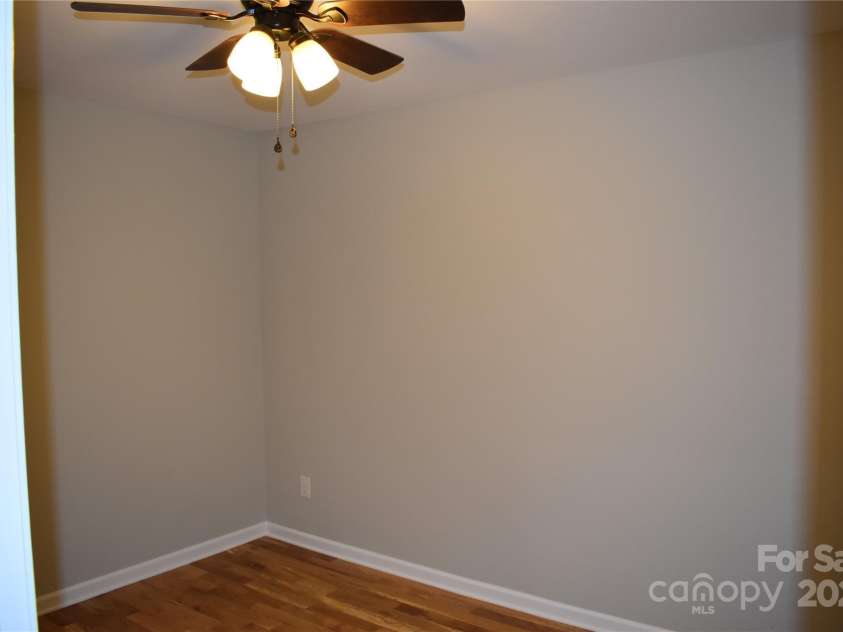 17 Meredith Lane, Marion, NC 28752.  MLS# CAR4249999, YatesRealty ID 7506. 