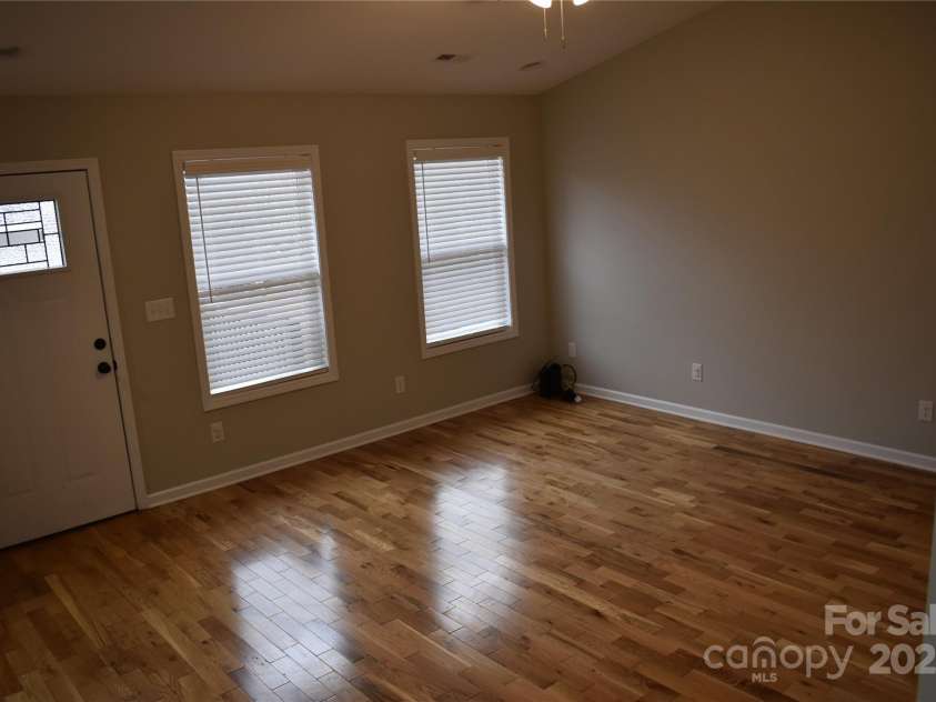 17 Meredith Lane, Marion, NC 28752.  MLS# CAR4249999, YatesRealty ID 7506. 