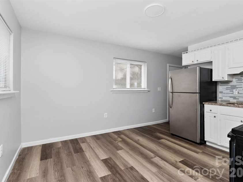 1019 Lewiston Avenue, Charlotte, NC 28208.  MLS# CAR4363513, YatesRealty ID 7507. 