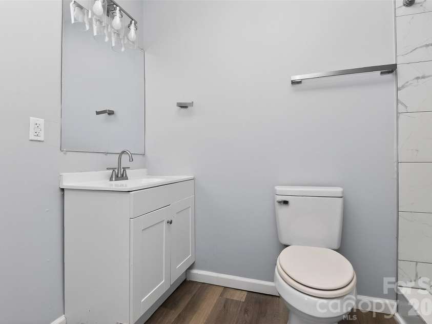 1019 Lewiston Avenue, Charlotte, NC 28208.  MLS# CAR4363513, YatesRealty ID 7507. 