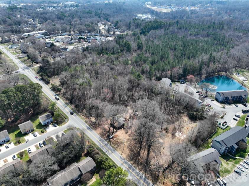 2851 Davidson Highway, Concord, NC 28027.  MLS# CAR4354512, YatesRealty ID 7509. 