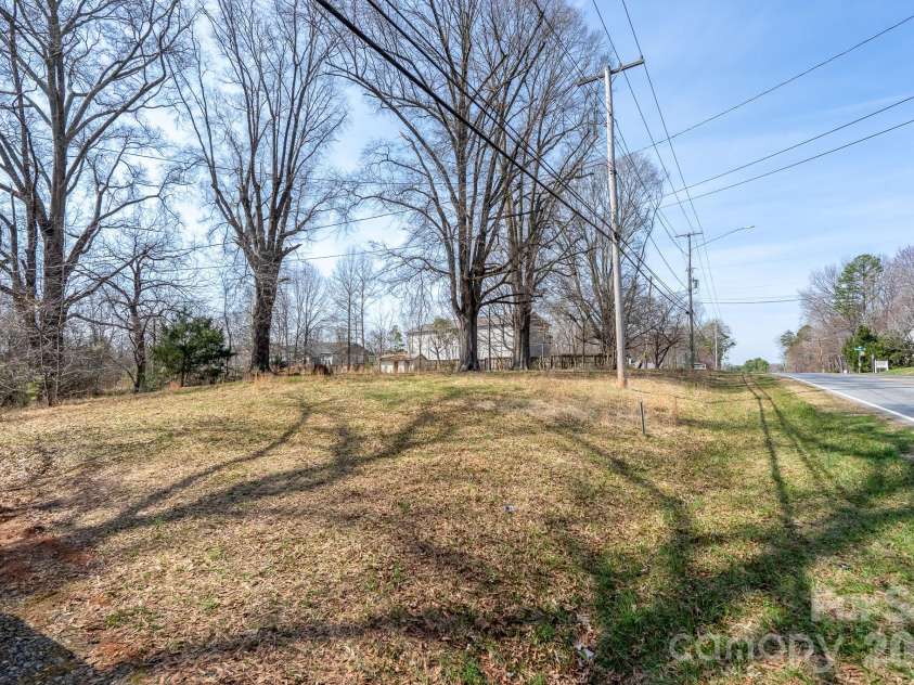 2851 Davidson Highway, Concord, NC 28027.  MLS# CAR4354512, YatesRealty ID 7509. 
