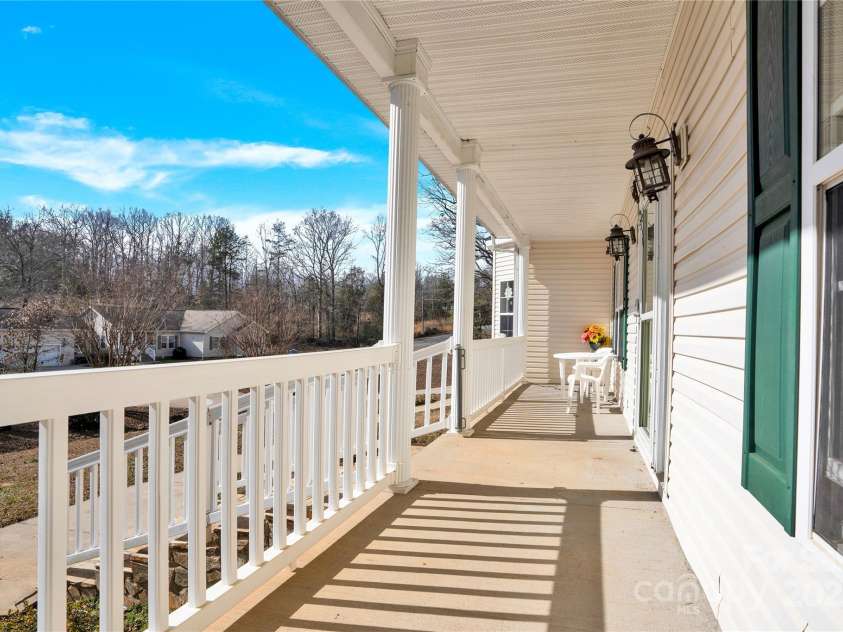 7918 Ridgeview Drive, Sherrills Ford, NC 28673.  MLS# CAR4215178, YatesRealty ID 751. 