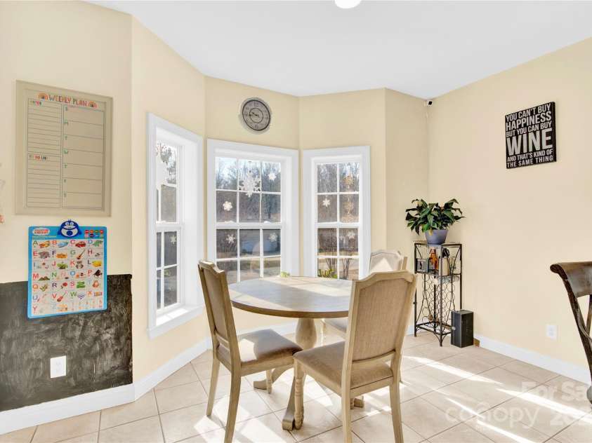 7918 Ridgeview Drive, Sherrills Ford, NC 28673.  MLS# CAR4215178, YatesRealty ID 751. 