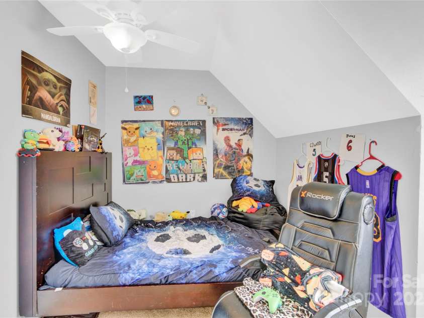 7918 Ridgeview Drive, Sherrills Ford, NC 28673.  MLS# CAR4215178, YatesRealty ID 751. 