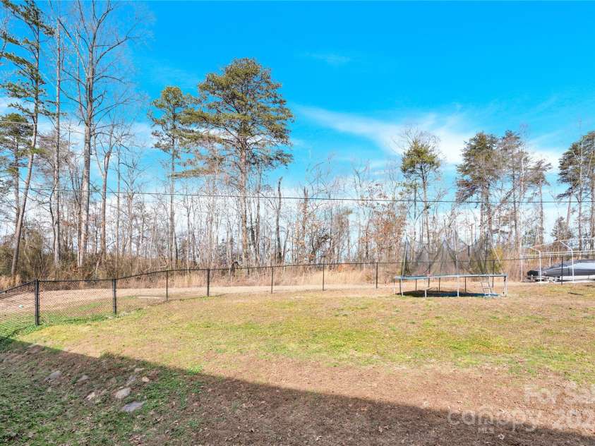 7918 Ridgeview Drive, Sherrills Ford, NC 28673.  MLS# CAR4215178, YatesRealty ID 751. 