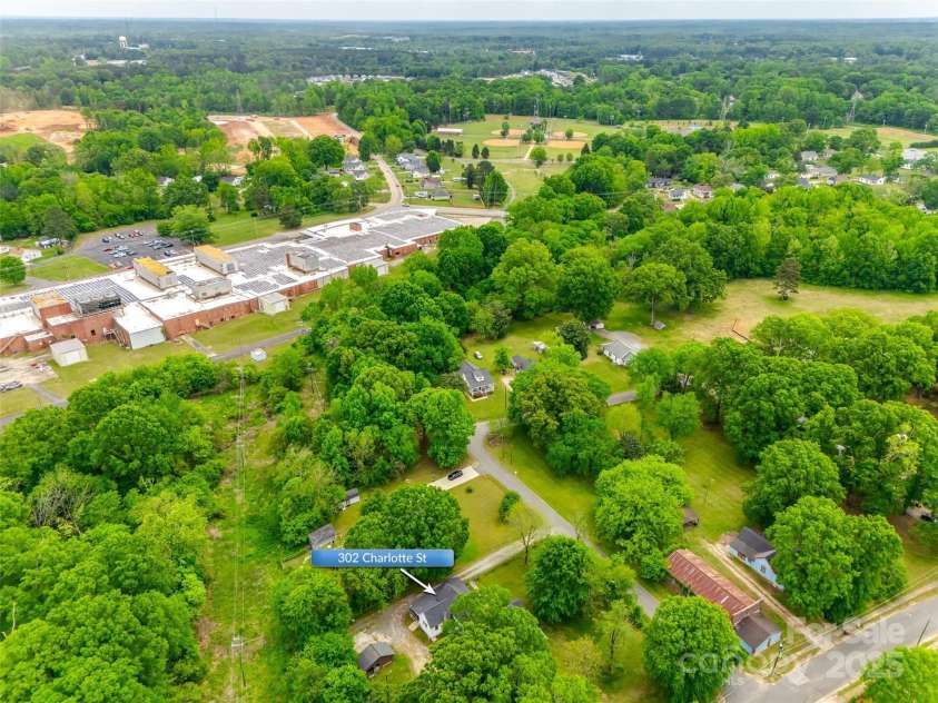 302 Charlotte Street, York, SC 29745.  MLS# CAR4250381, YatesRealty ID 7511. 