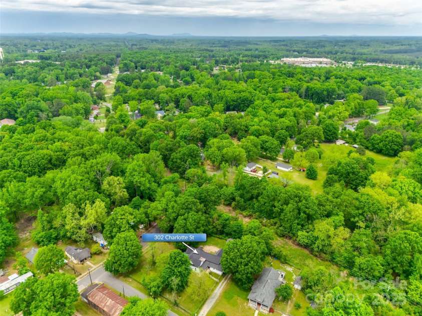 302 Charlotte Street, York, SC 29745.  MLS# CAR4250381, YatesRealty ID 7511. 