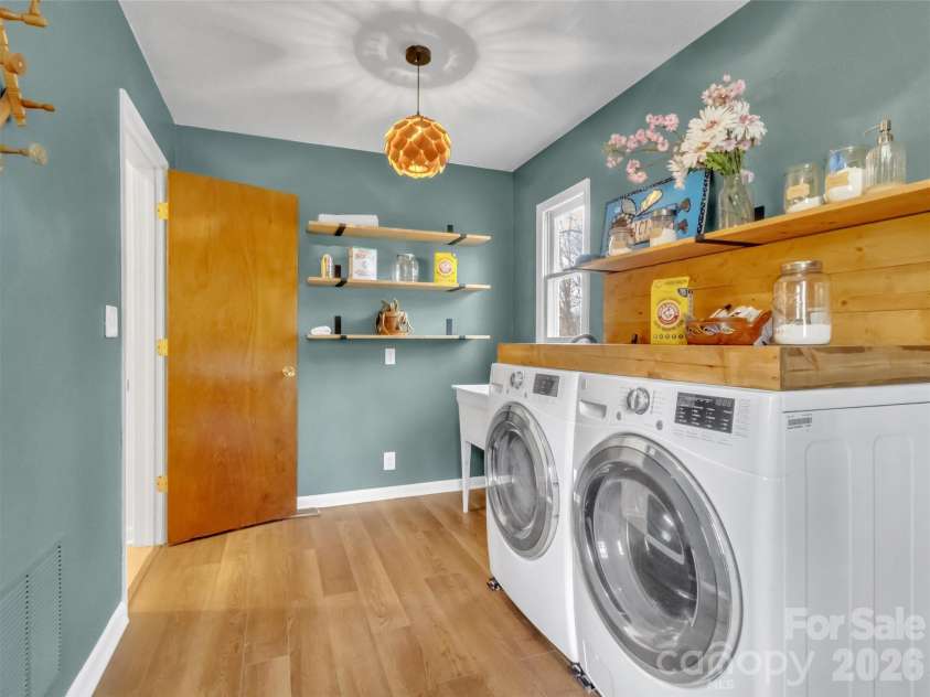 109 Paradise Circle, Clyde, NC 28721.  MLS# CAR4352069, YatesRealty ID 7513. Large Laundry Room