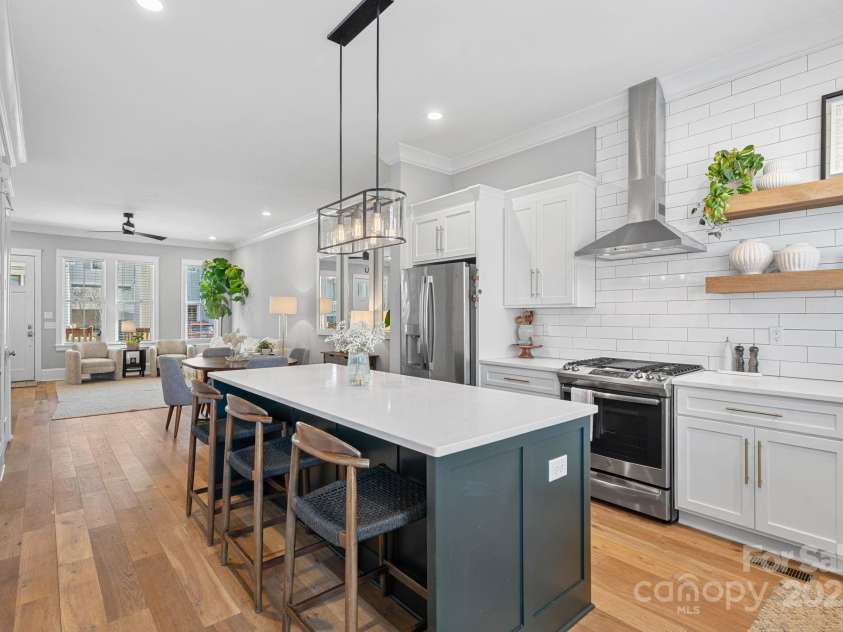 2721 Kilgo Way, Charlotte, NC 28205.  MLS# CAR4229066, YatesRealty ID 7515. 