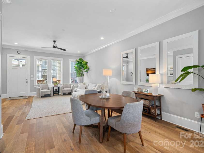 2721 Kilgo Way, Charlotte, NC 28205.  MLS# CAR4229066, YatesRealty ID 7515. Dining area