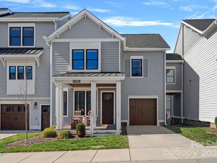 2721 Kilgo Way, Charlotte, NC 28205.  MLS# CAR4229066, YatesRealty ID 7515. Front w/1 car garage