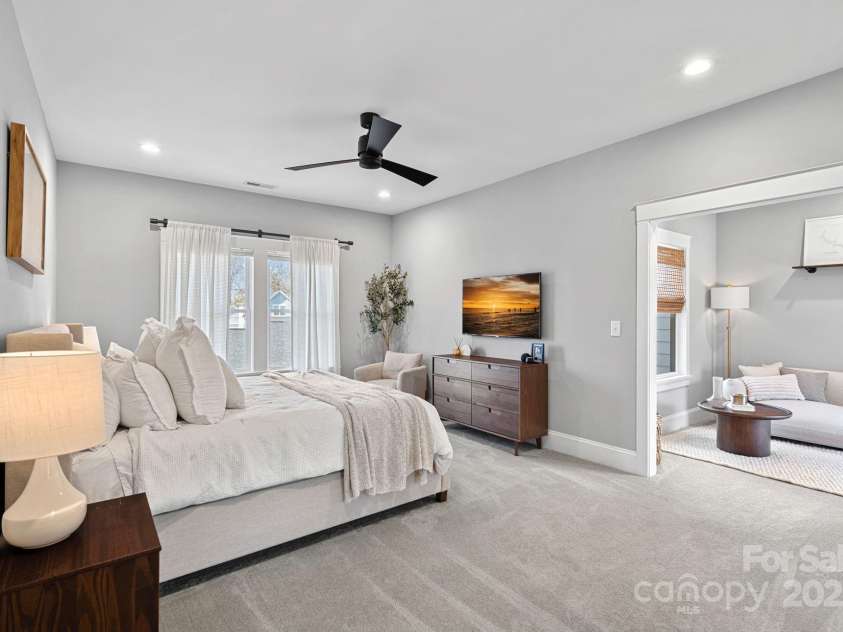 2721 Kilgo Way, Charlotte, NC 28205.  MLS# CAR4229066, YatesRealty ID 7515. Primary upstairs