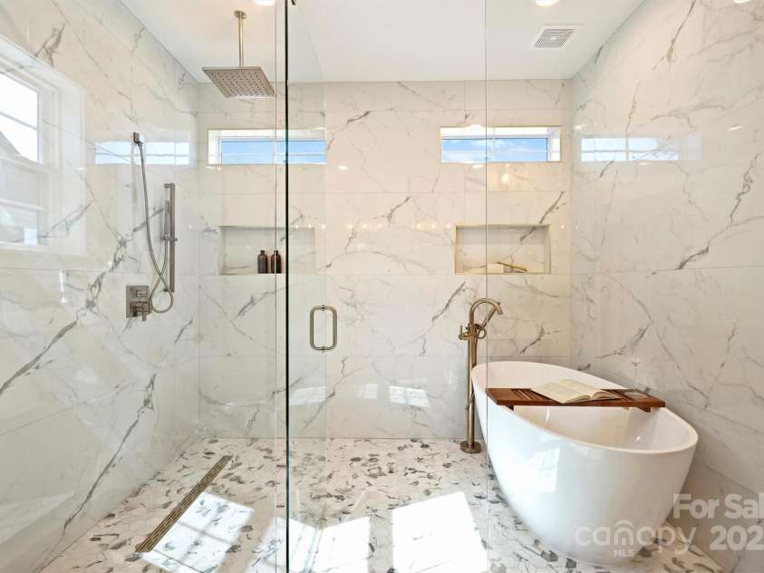 571 Lyttleton Drive, Charlotte, NC 28211.  MLS# CAR4193437, YatesRealty ID 7516. 