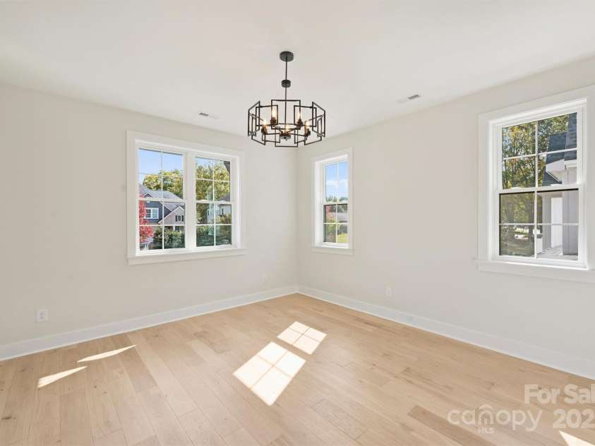 571 Lyttleton Drive, Charlotte, NC 28211.  MLS# CAR4193437, YatesRealty ID 7516. Bedroom 3