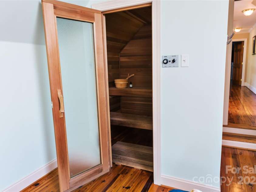 331 Westshore Drive, Ridgeway, SC 29130.  MLS# CAR4238109, YatesRealty ID 7517. 