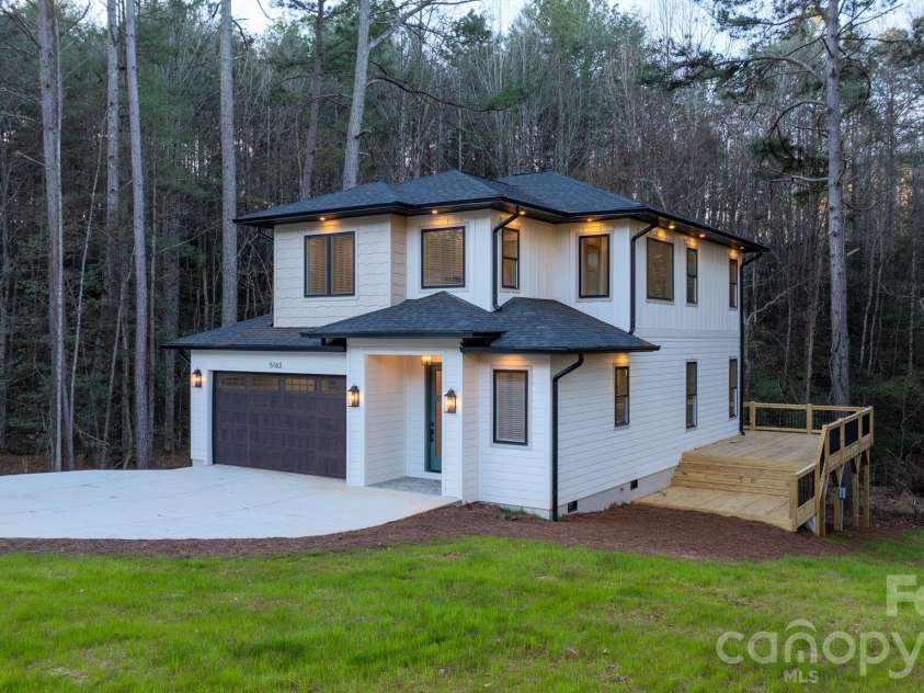 5163 Hurricane Hill Road, Granite Falls, NC 28630.  MLS# CAR4322943, YatesRealty ID 7517. 