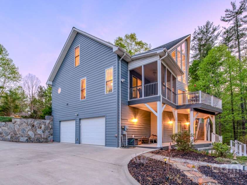 233 Lentz Landing Lane, Nebo, NC 28761.  MLS# CAR4244330, YatesRealty ID 7518. 