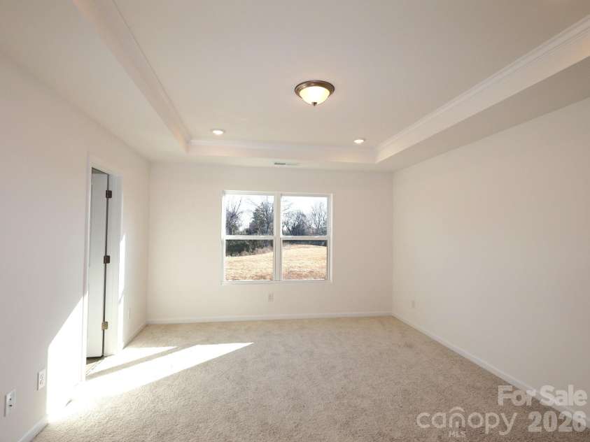 771 Kitfox Drive, Concord, NC 28027.  MLS# CAR4337178, YatesRealty ID 7518. Owner's suite