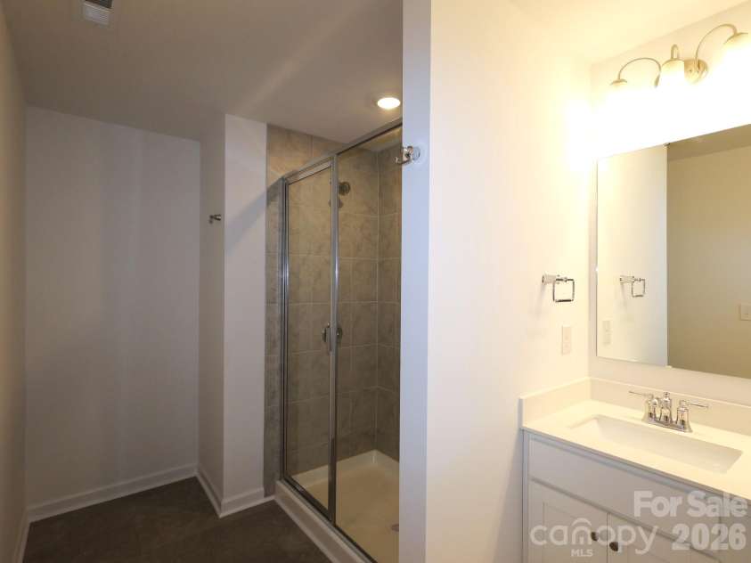 771 Kitfox Drive, Concord, NC 28027.  MLS# CAR4337178, YatesRealty ID 7518. Owner's suite