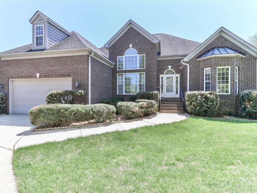 115 Players Park Circle, Statesville, NC 28677.  MLS# CAR4247657, YatesRealty ID 7519. 