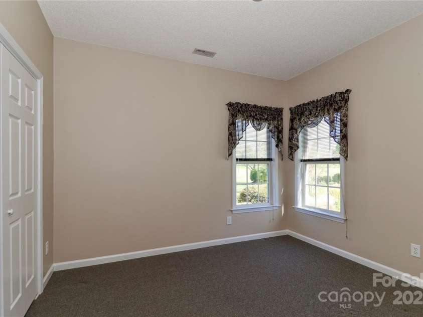 115 Players Park Circle, Statesville, NC 28677.  MLS# CAR4247657, YatesRealty ID 7519. 