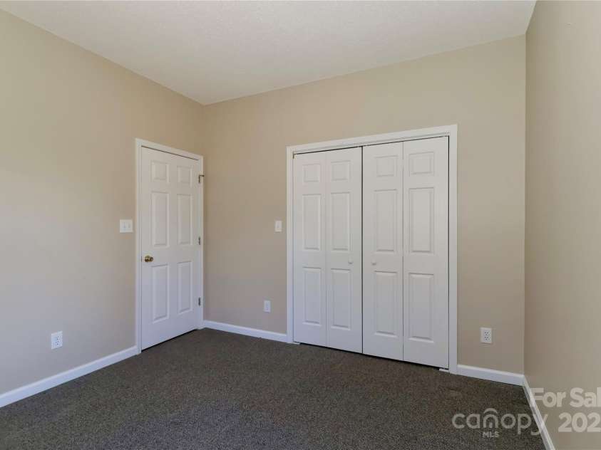 115 Players Park Circle, Statesville, NC 28677.  MLS# CAR4247657, YatesRealty ID 7519. 