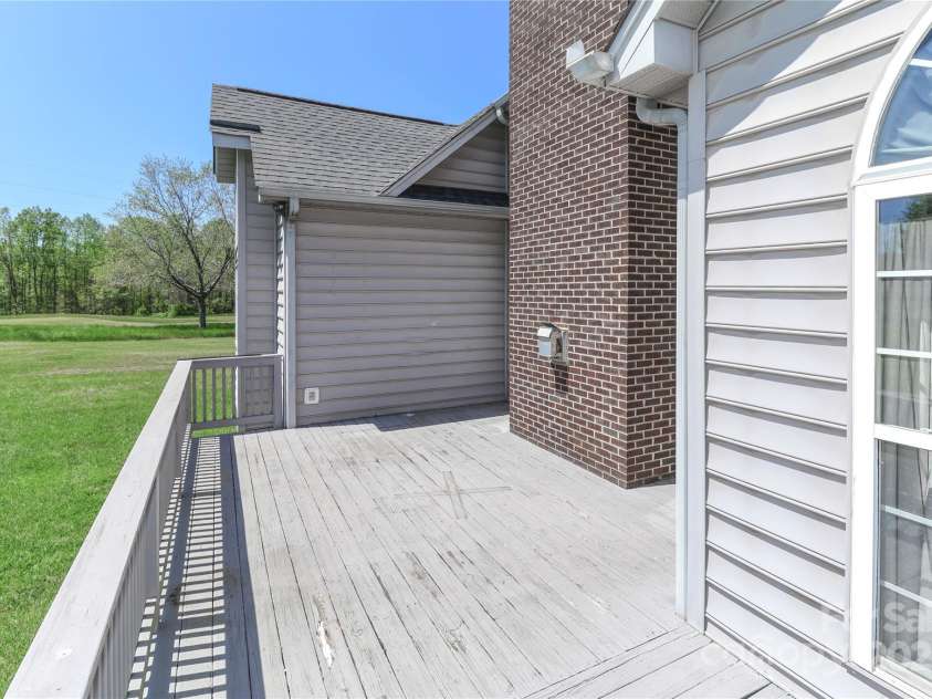 115 Players Park Circle, Statesville, NC 28677.  MLS# CAR4247657, YatesRealty ID 7519. 