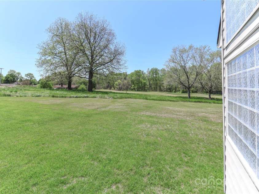 115 Players Park Circle, Statesville, NC 28677.  MLS# CAR4247657, YatesRealty ID 7519. 