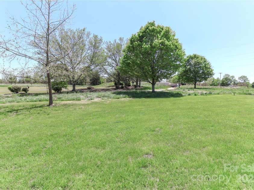 115 Players Park Circle, Statesville, NC 28677.  MLS# CAR4247657, YatesRealty ID 7519. 