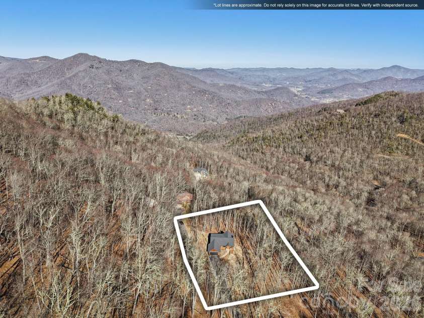 102 Iga Trail, Maggie Valley, NC 28751.  MLS# CAR4331982, YatesRealty ID 752. 