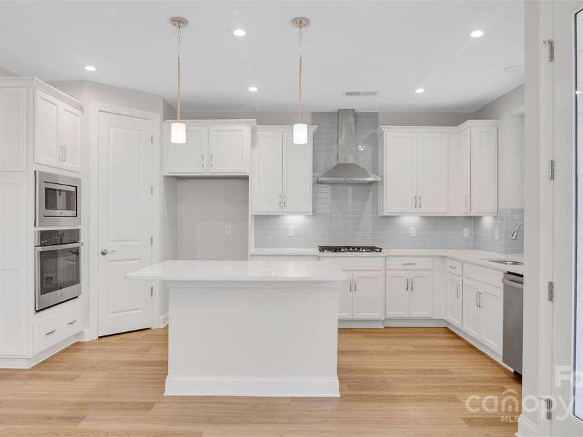 3045 Trace Meadow Court, York, SC 29745.  MLS# CAR4134413, YatesRealty ID 7521. Kitchen