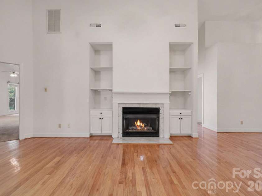 5423 Dunedin Lane, Charlotte, NC 28270.  MLS# CAR4352581, YatesRealty ID 7521. 
