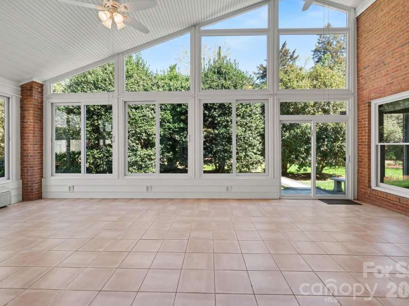 5423 Dunedin Lane, Charlotte, NC 28270.  MLS# CAR4352581, YatesRealty ID 7521. 